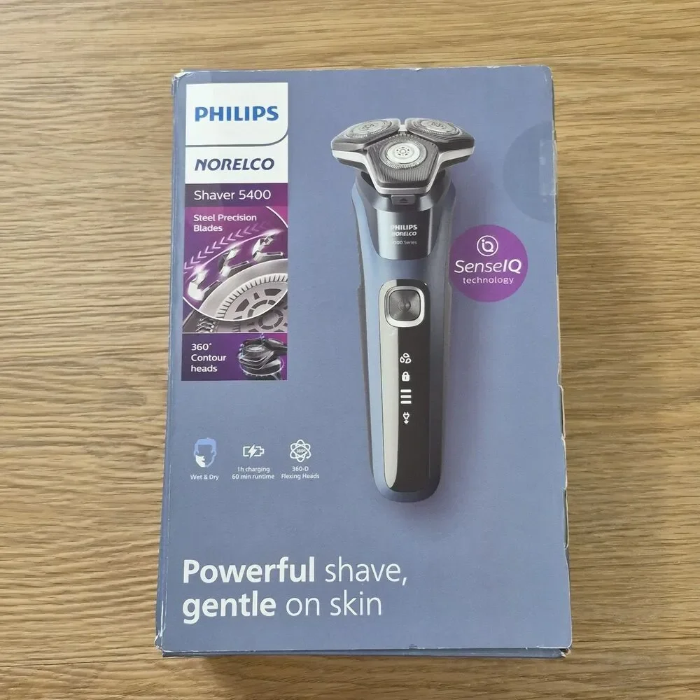 New Phillips Shaver 5400 Electric Shaver S5880/81